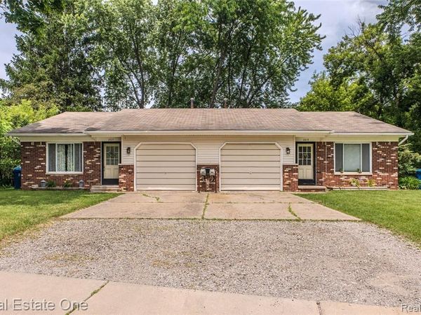 207 Murphy Street , Linden, MI 48451