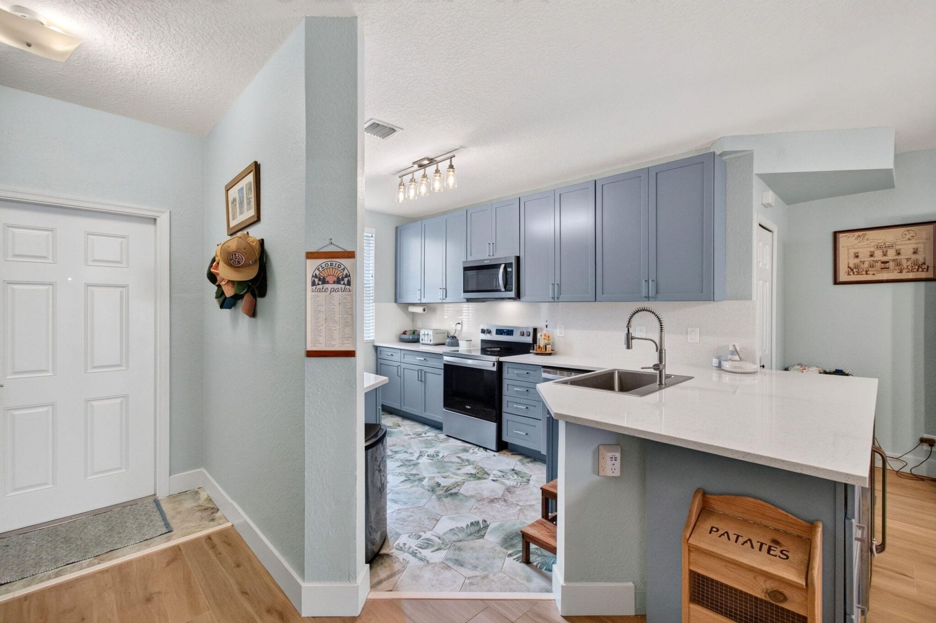 311 Bayfront Drive, Boynton Beach, FL 33435 Photo