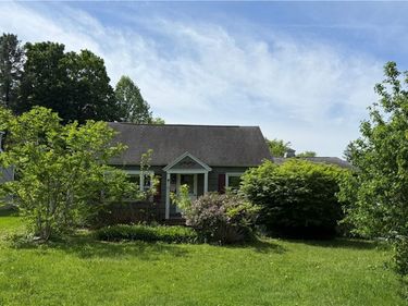27 Brown Street, Baldwinsville, NY 13027