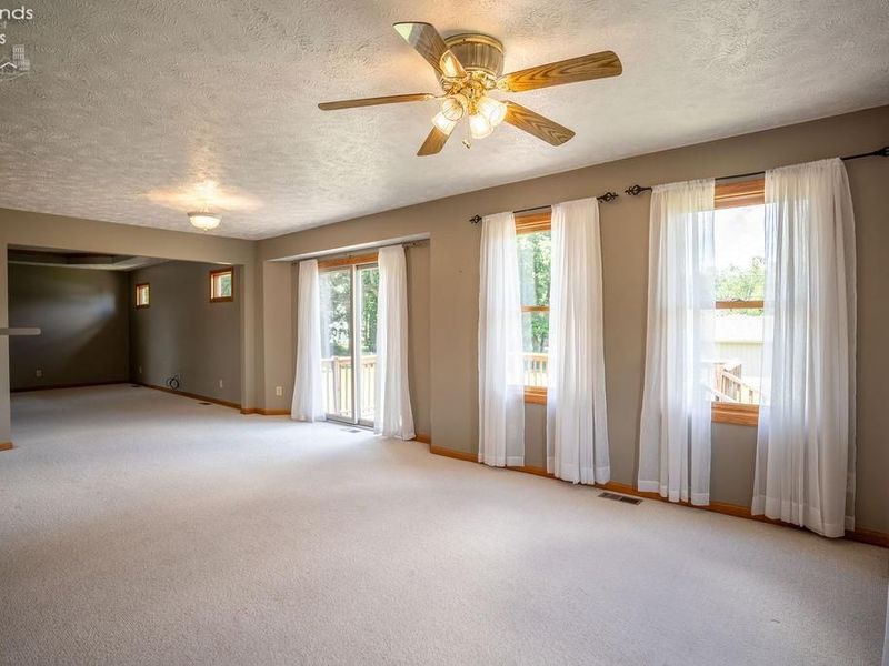 624 Linden Lane, Willard, OH 44890 Photo 11