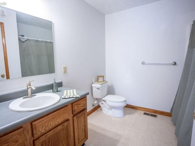 624 Linden Lane, Willard, OH 44890 Photo 31