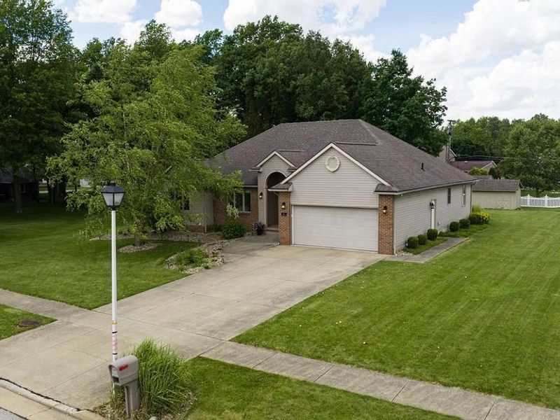 624 Linden Lane, Willard, OH 44890 Photo 4
