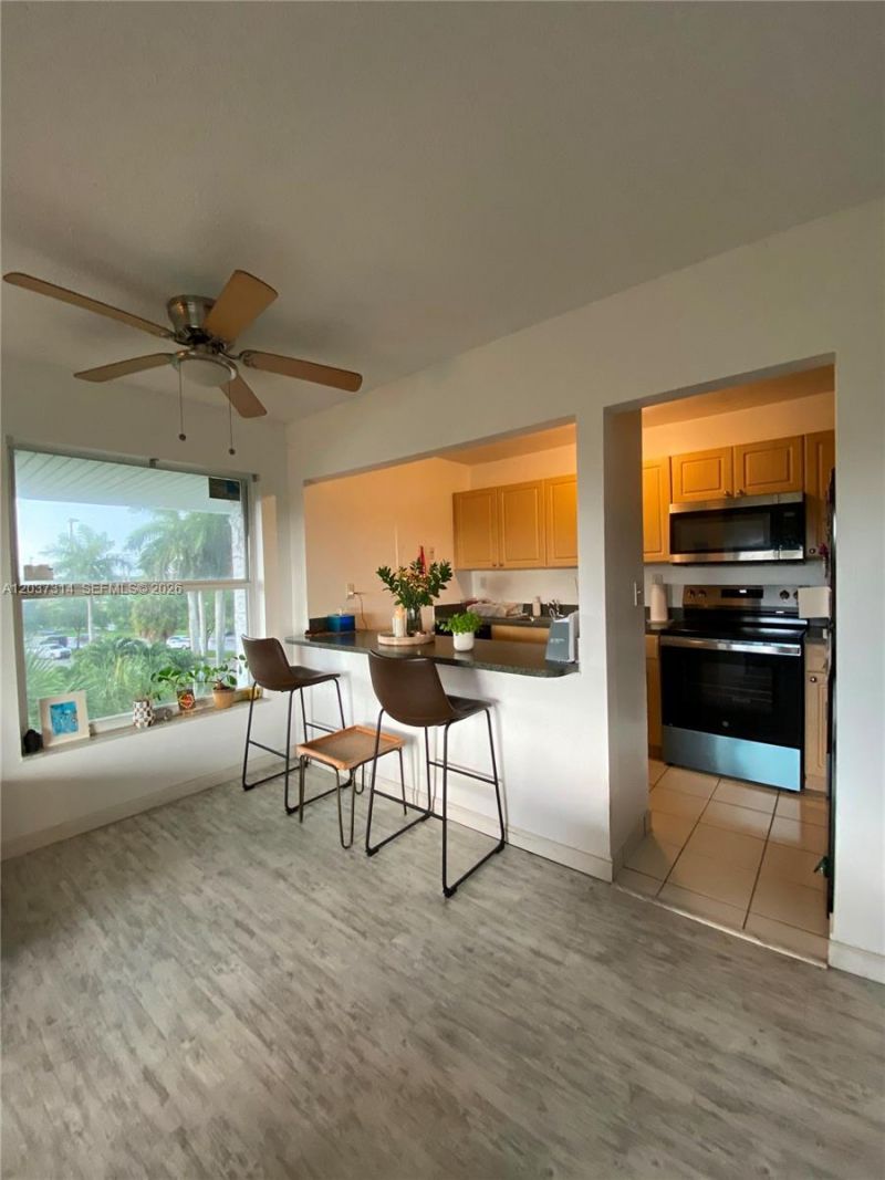 605 S Pine Island Rd , Unit 404A, Plantation, FL 33324 Photo