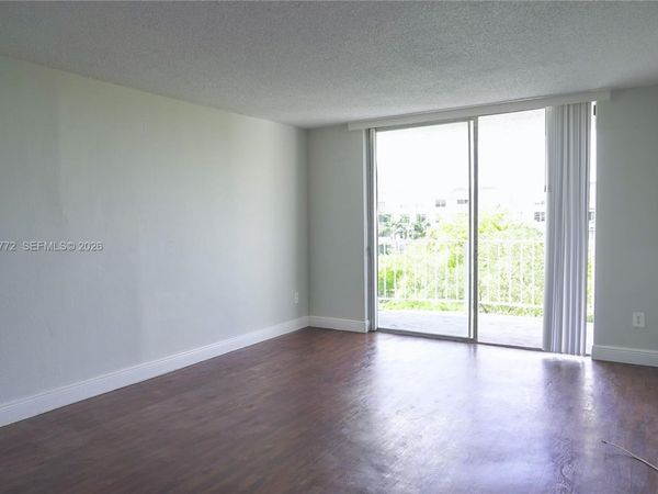 482 NW 165th St Rd , Unit A504, Miami, FL 33169