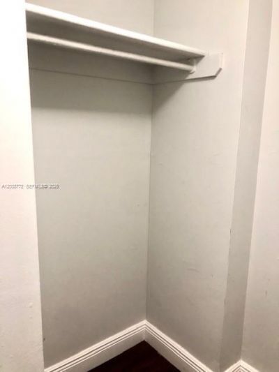482 NW 165th St Rd, Unit A504, Miami, FL 33169 Photo