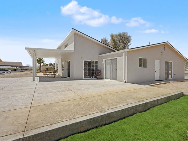 24929 Millux Road, Arvin, CA 93203