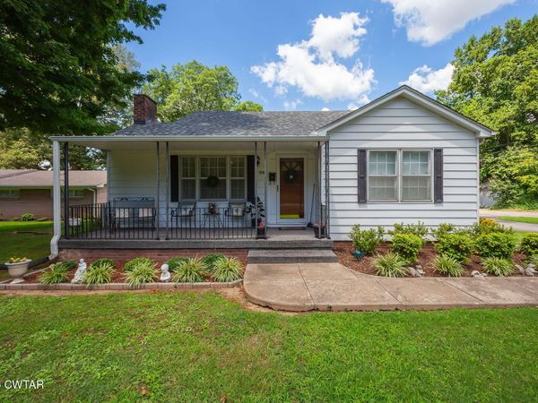 1026 S College Street , Trenton, TN 38382