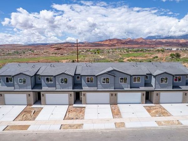 4009 E RAZOR DR , Unit 115, Washington, UT 84780