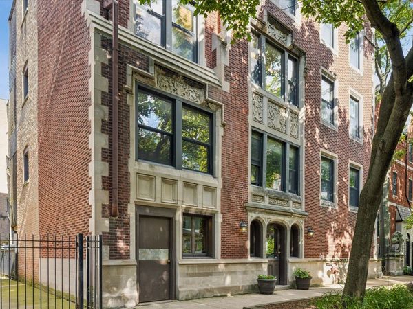 6829 N Lakewood Avenue , Unit 1, Chicago, IL 60626