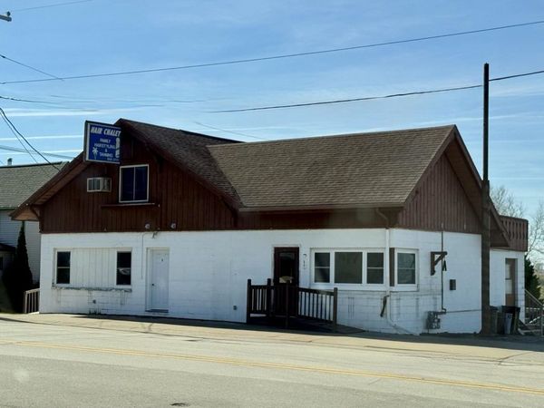 445 W Main Street, Dickeyville, WI 53808