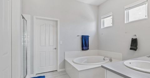 588 Bob Way, Ripon, CA 95366 Photo