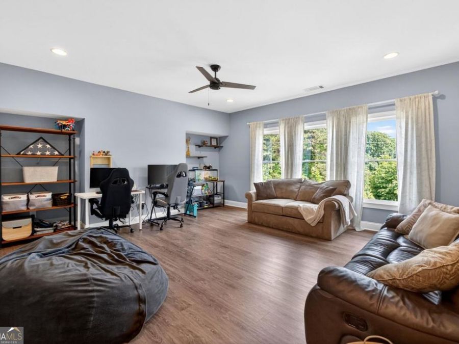 Property Image 35