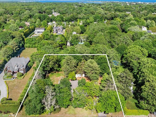 108 Jessup Avenue , Quogue, NY 11959