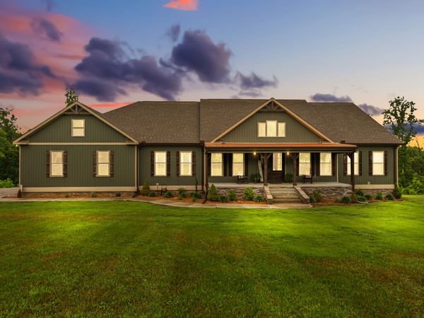 217 Rockhouse Rd, Hohenwald, TN 38462