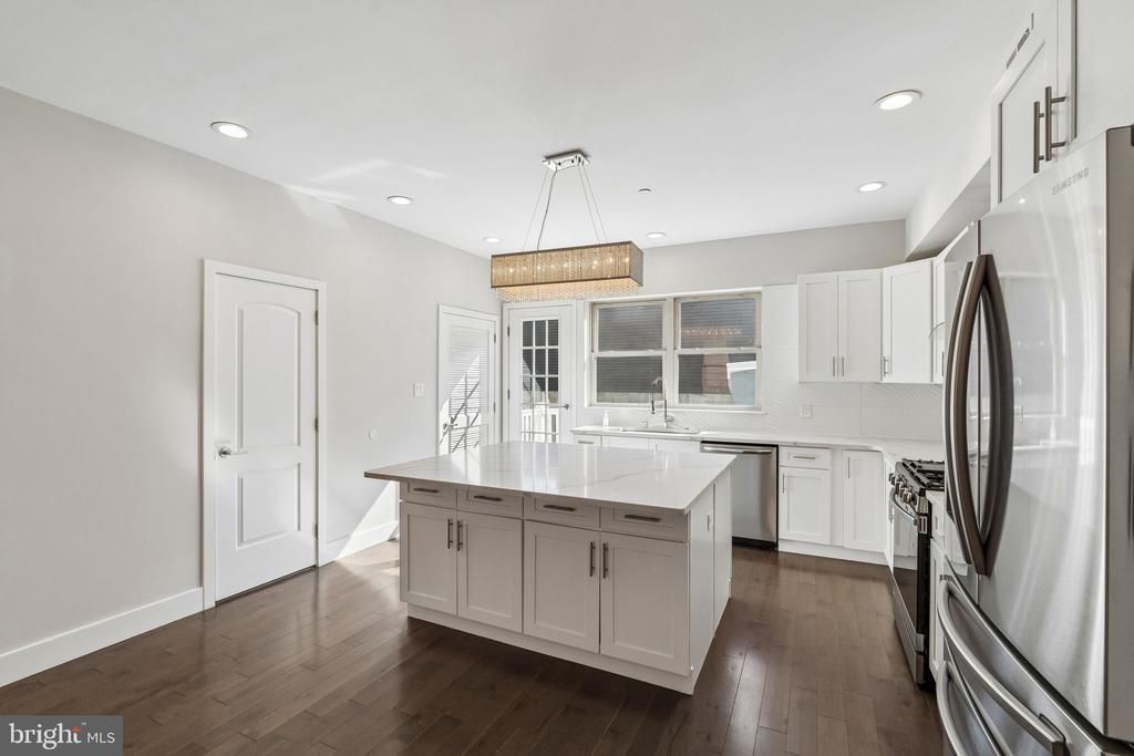 4774 Pechin Street, Philadelphia, PA 19128 Main Photo