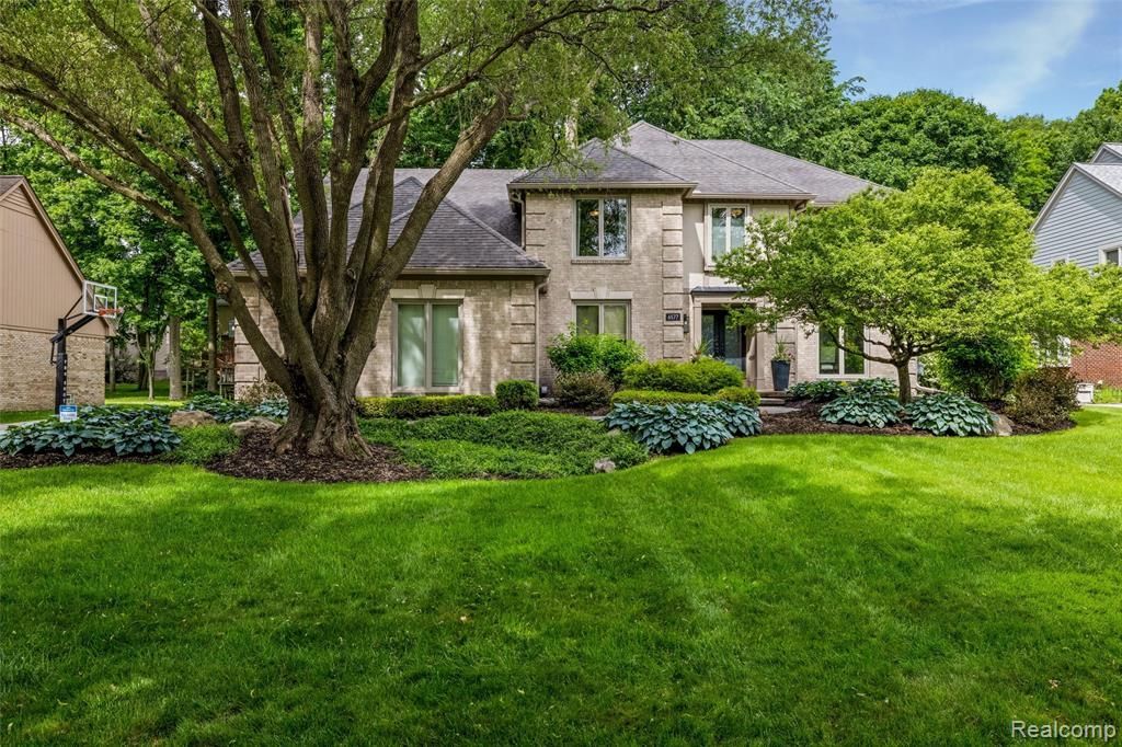 6577 Crabapple, Troy, MI 48098 Main Photo