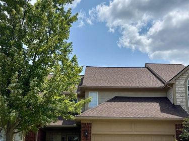 1012 Paddock Lane, South Lyon, Mi 48178