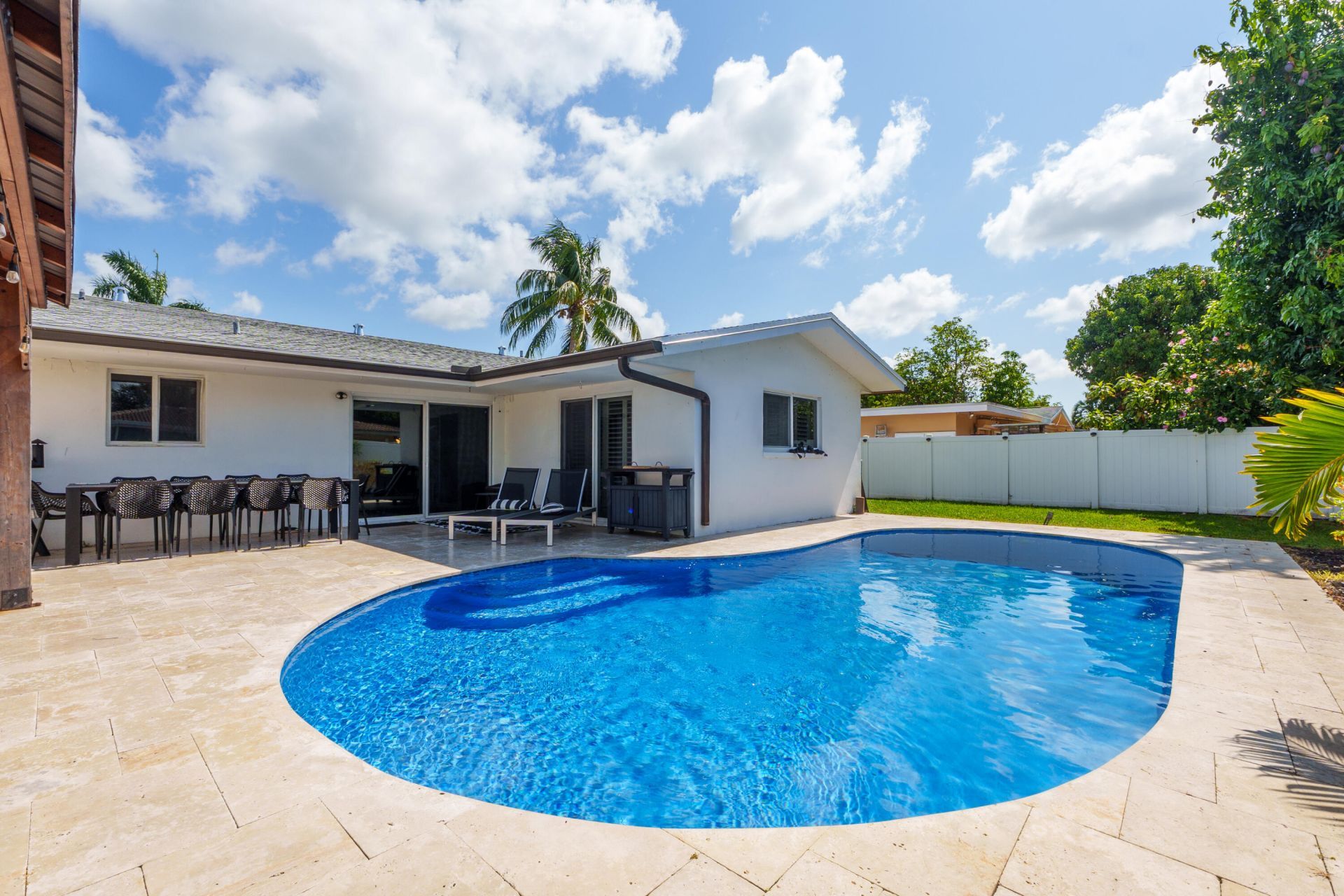 3166 NW 68th Street, Fort Lauderdale, FL 33309 Photo