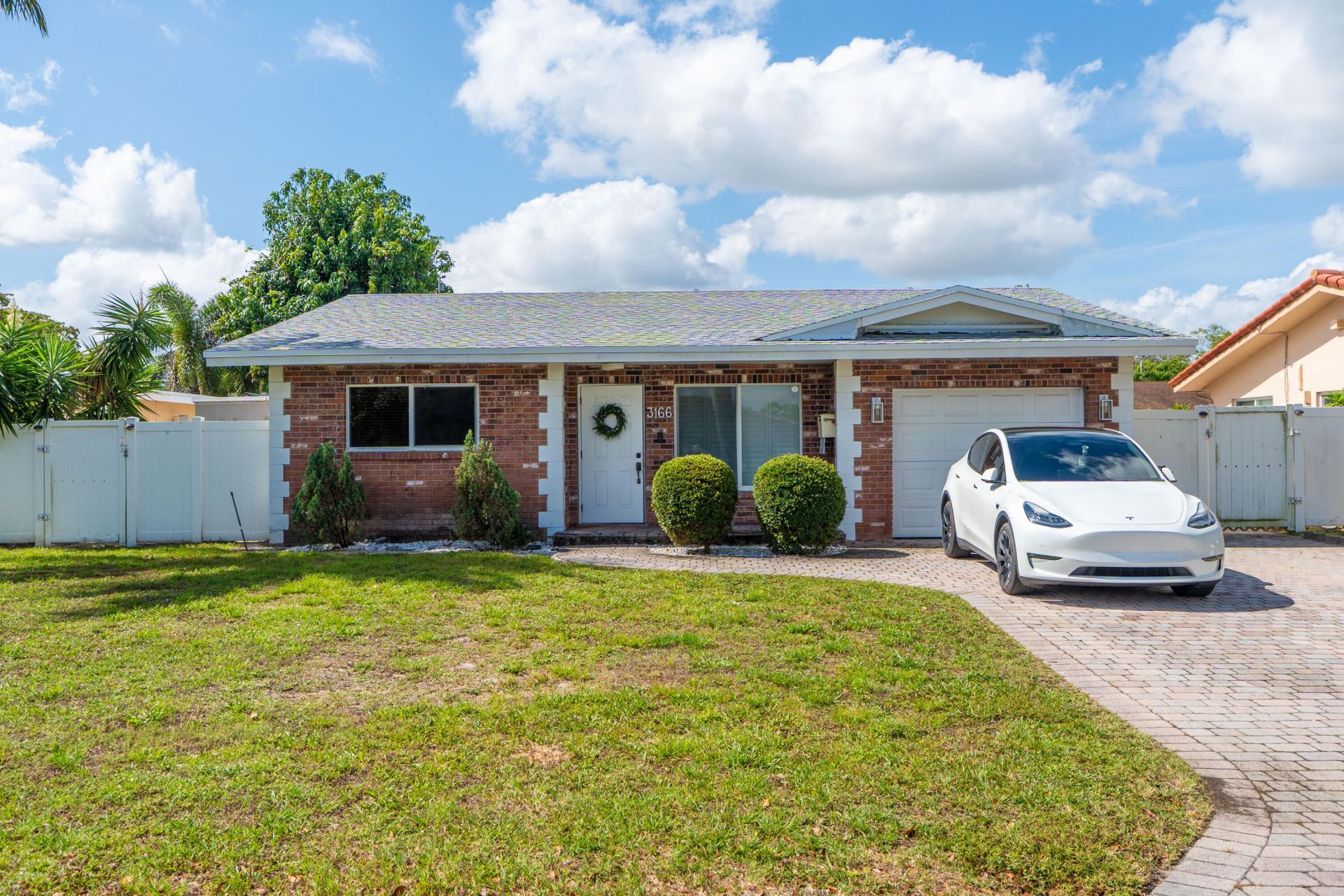 3166 NW 68th Street, Fort Lauderdale, FL 33309 Photo