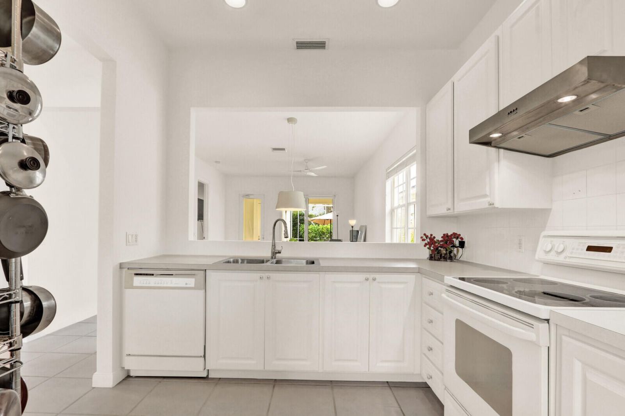 216 Juniper Way, Jupiter, FL 33458 Photo