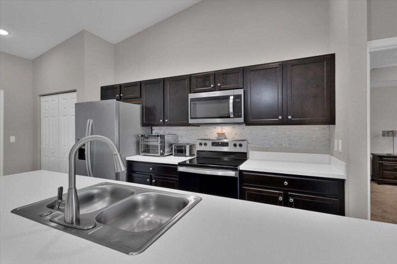 449 SE Whitmore Drive, Port Saint Lucie, FL 34984 Photo