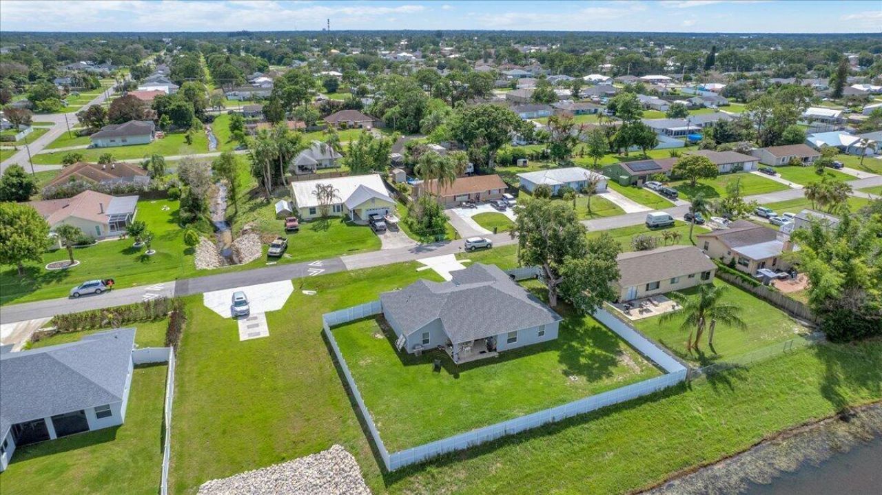 449 SE Whitmore Drive, Port Saint Lucie, FL 34984 Photo