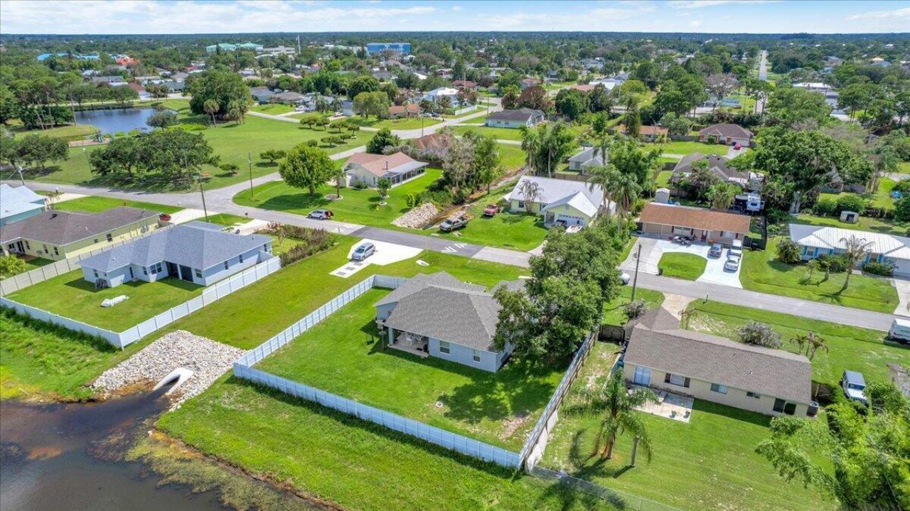 449 SE Whitmore Drive, Port Saint Lucie, FL 34984 Photo