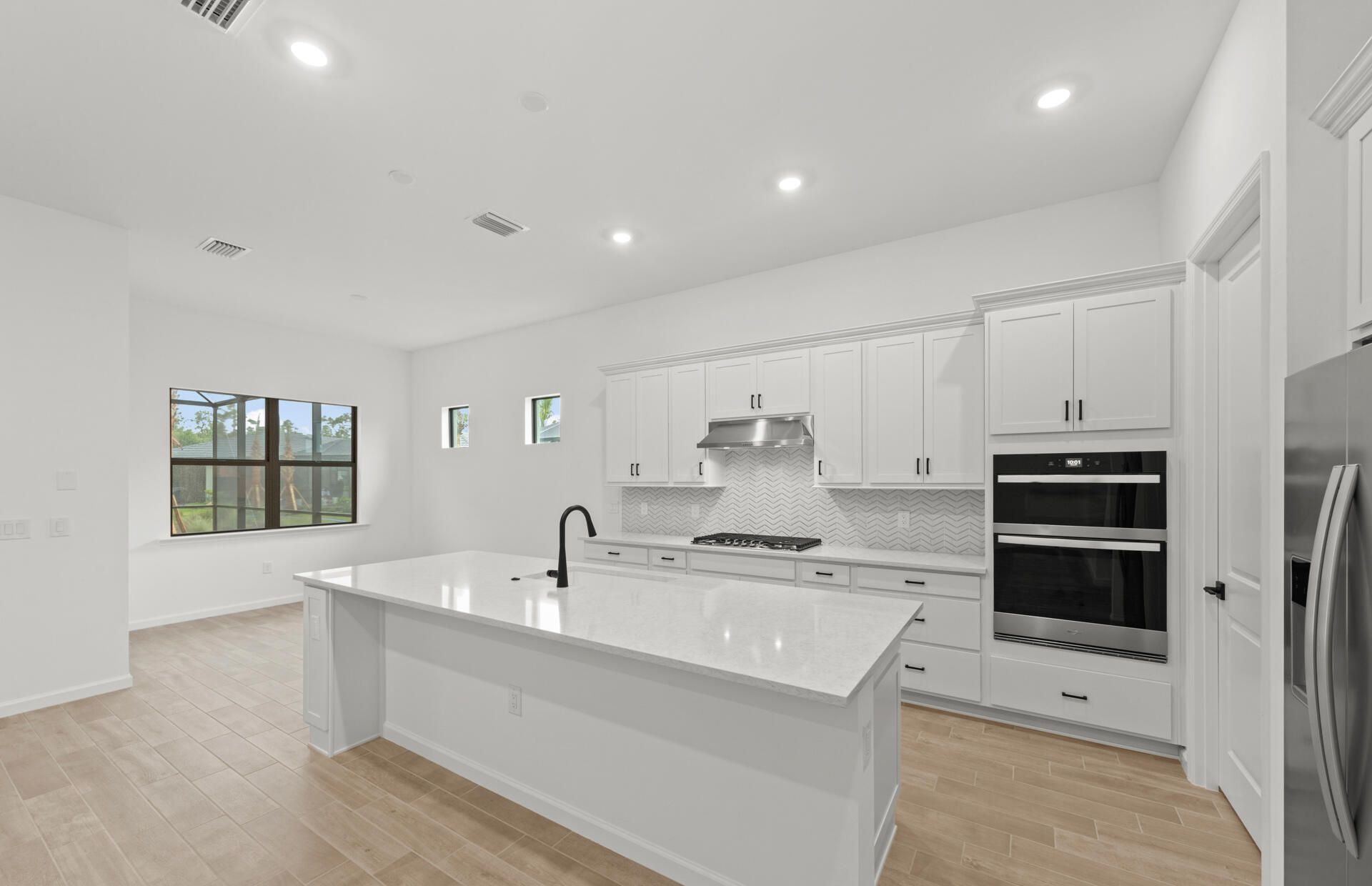 2107 Freemont Drive, Naples, FL 34120 Photo
