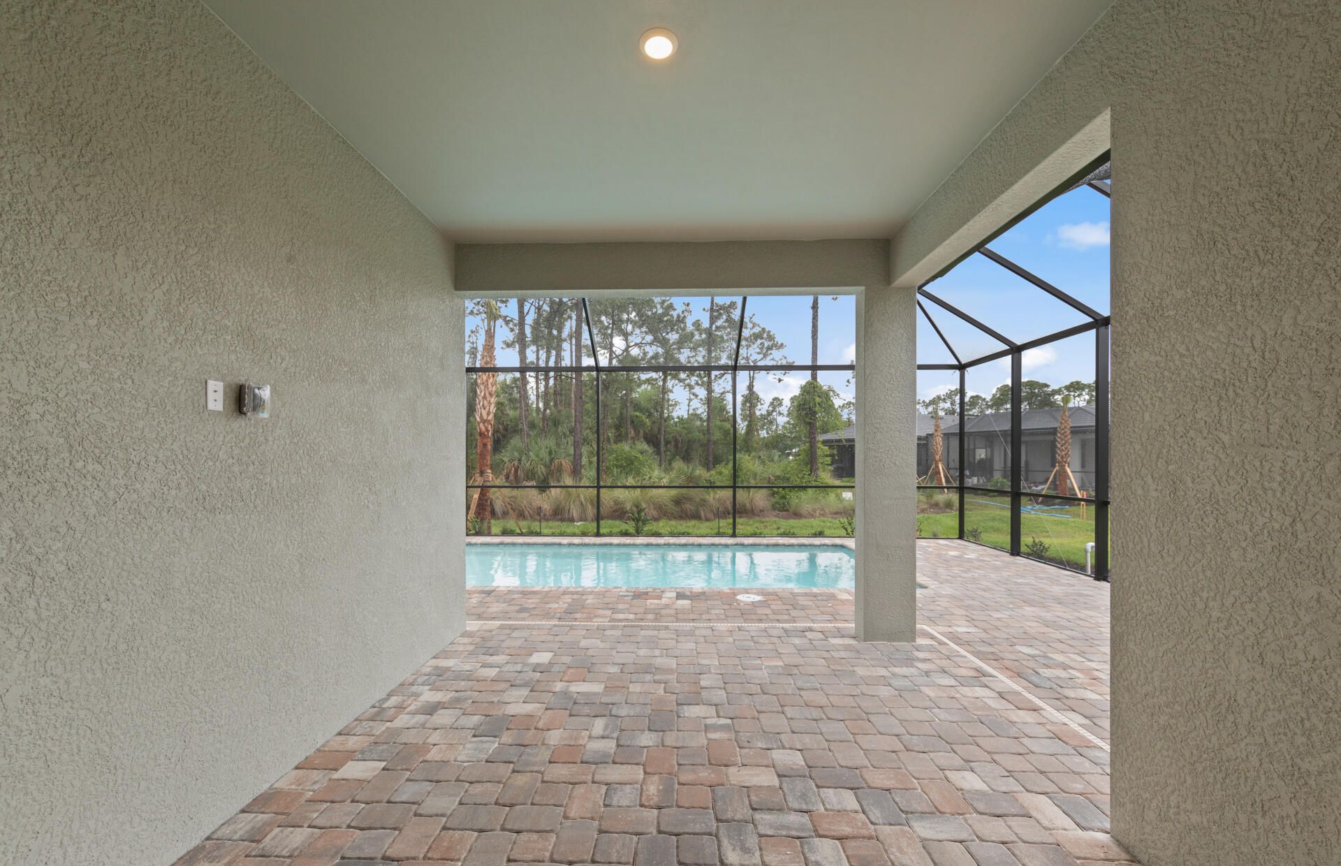 2107 Freemont Drive, Naples, FL 34120 Photo
