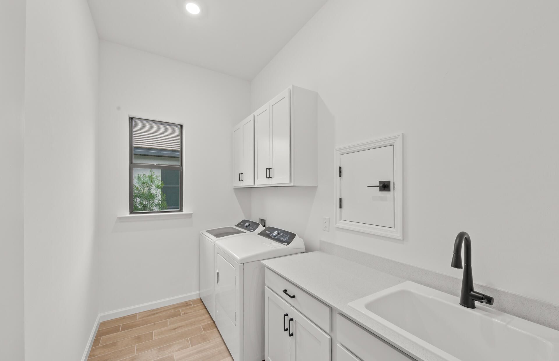 2107 Freemont Drive, Naples, FL 34120 Photo