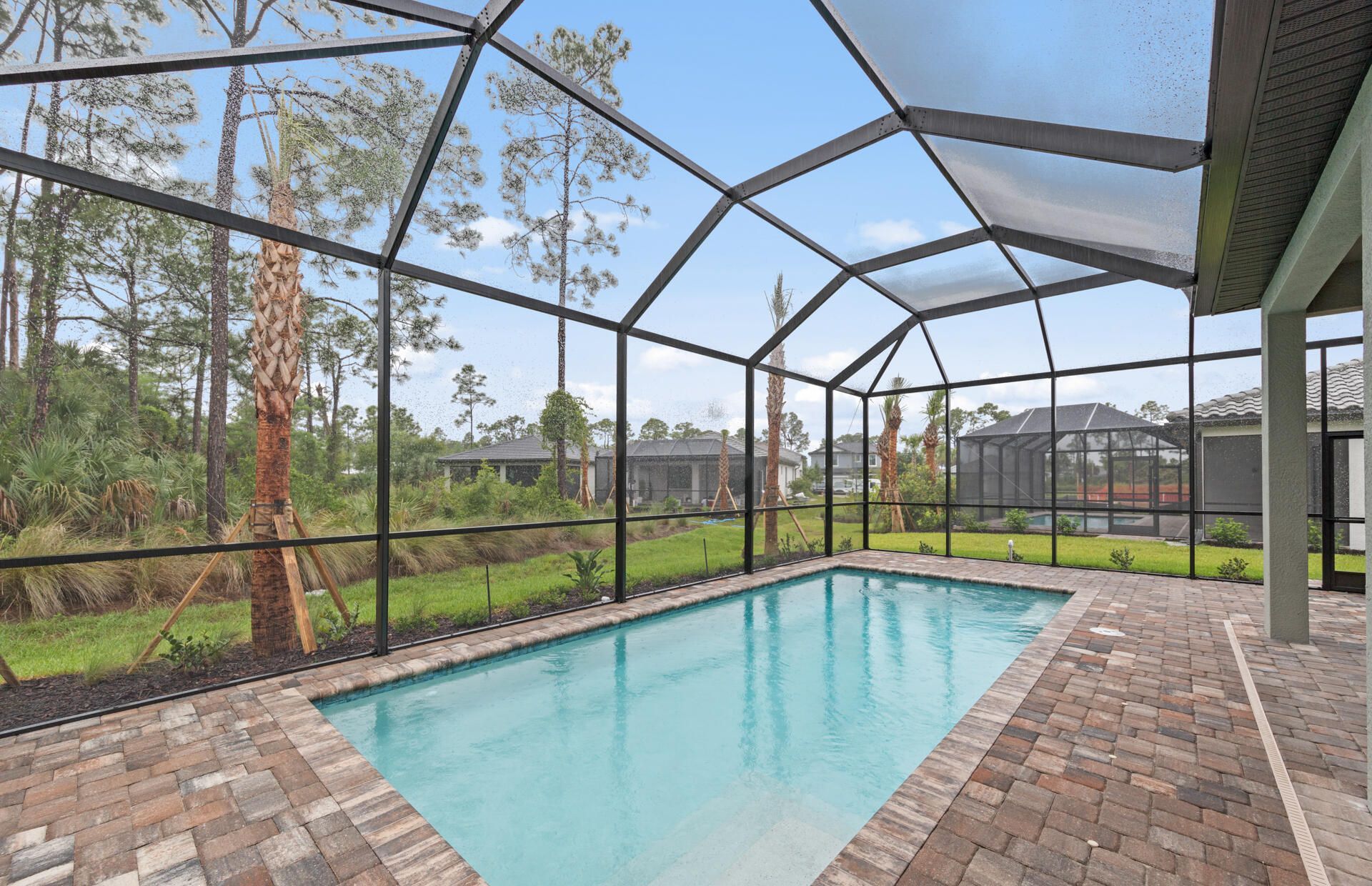 2107 Freemont Drive, Naples, FL 34120 Photo