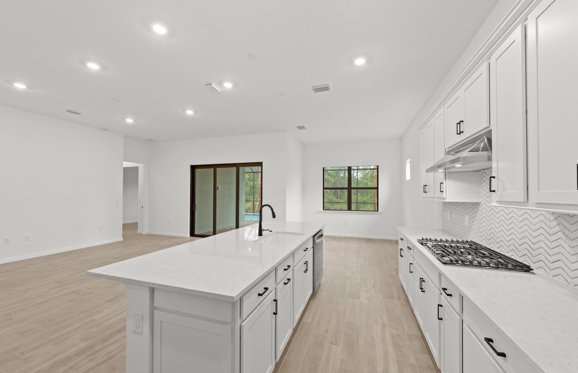 2107 Freemont Drive, Naples, FL 34120 Photo