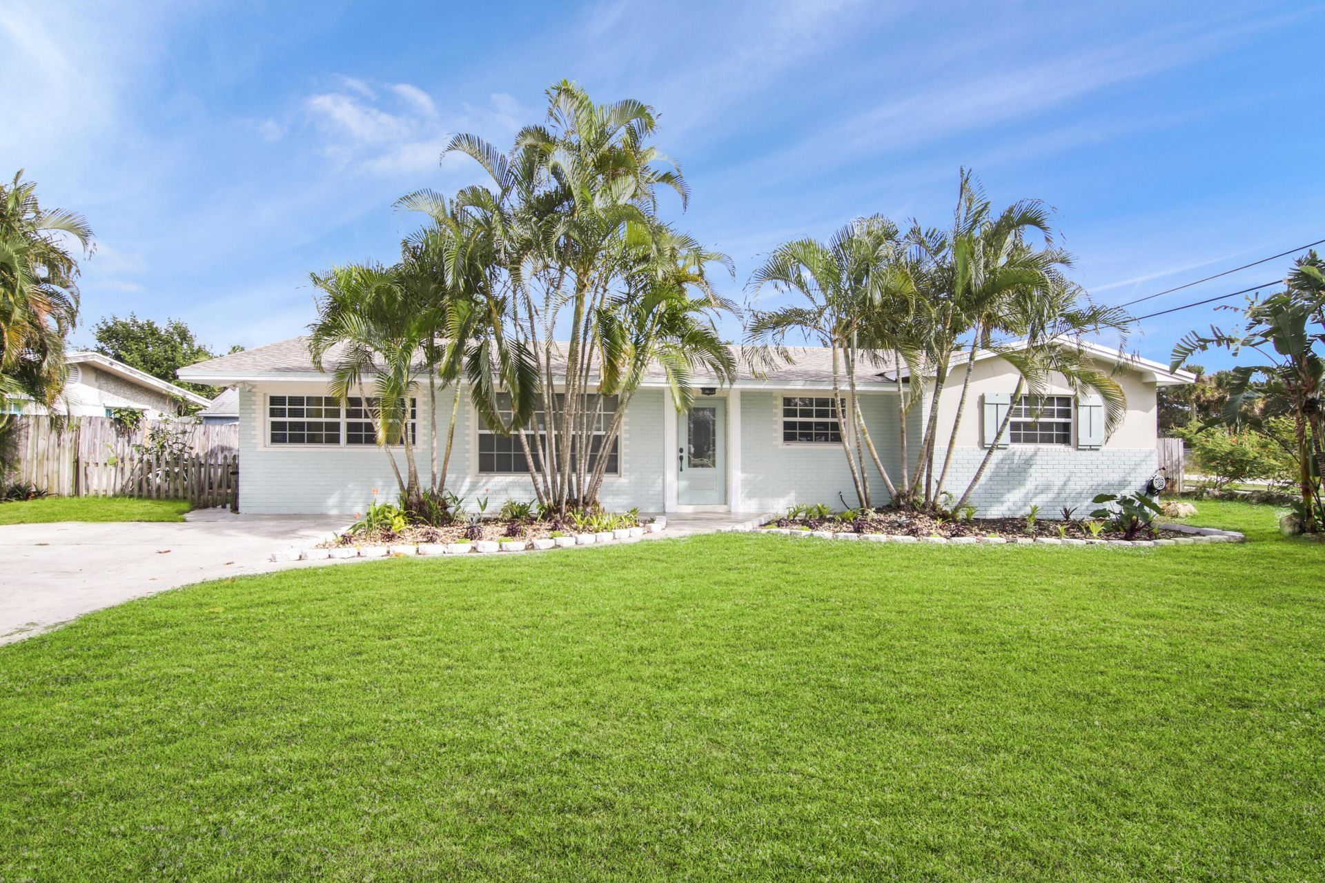 19185 SE Homewood Avenue, Jupiter, FL 33469 Photo