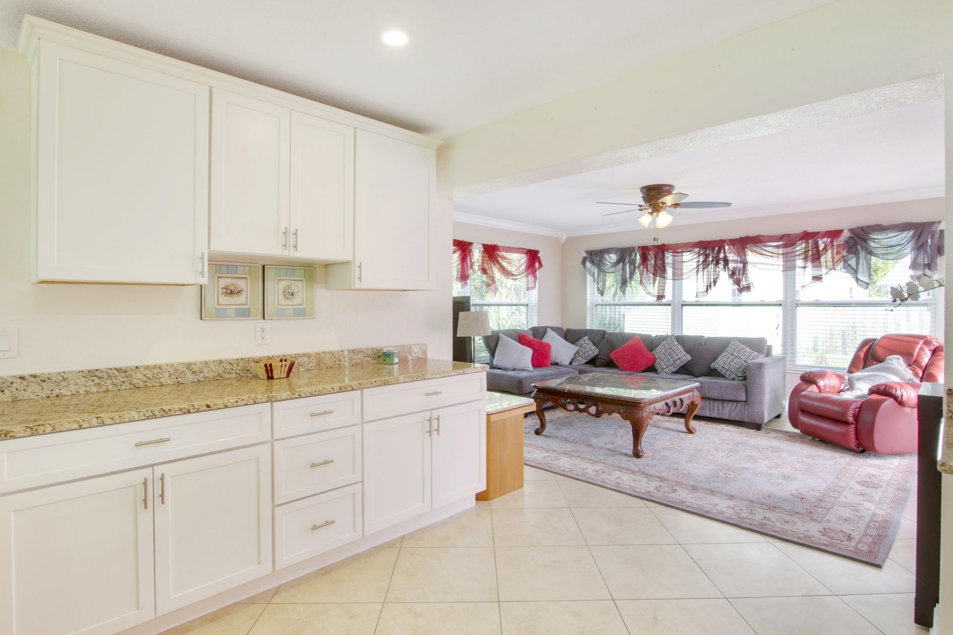 19185 SE Homewood Avenue, Jupiter, FL 33469 Photo