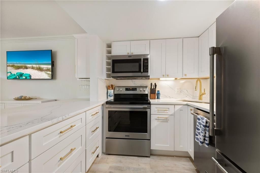950 7th Ave S, Unit 23, Naples, FL 34102 Photo