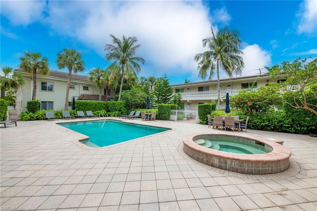 950 7th Ave S, Unit 23, Naples, FL 34102 Photo