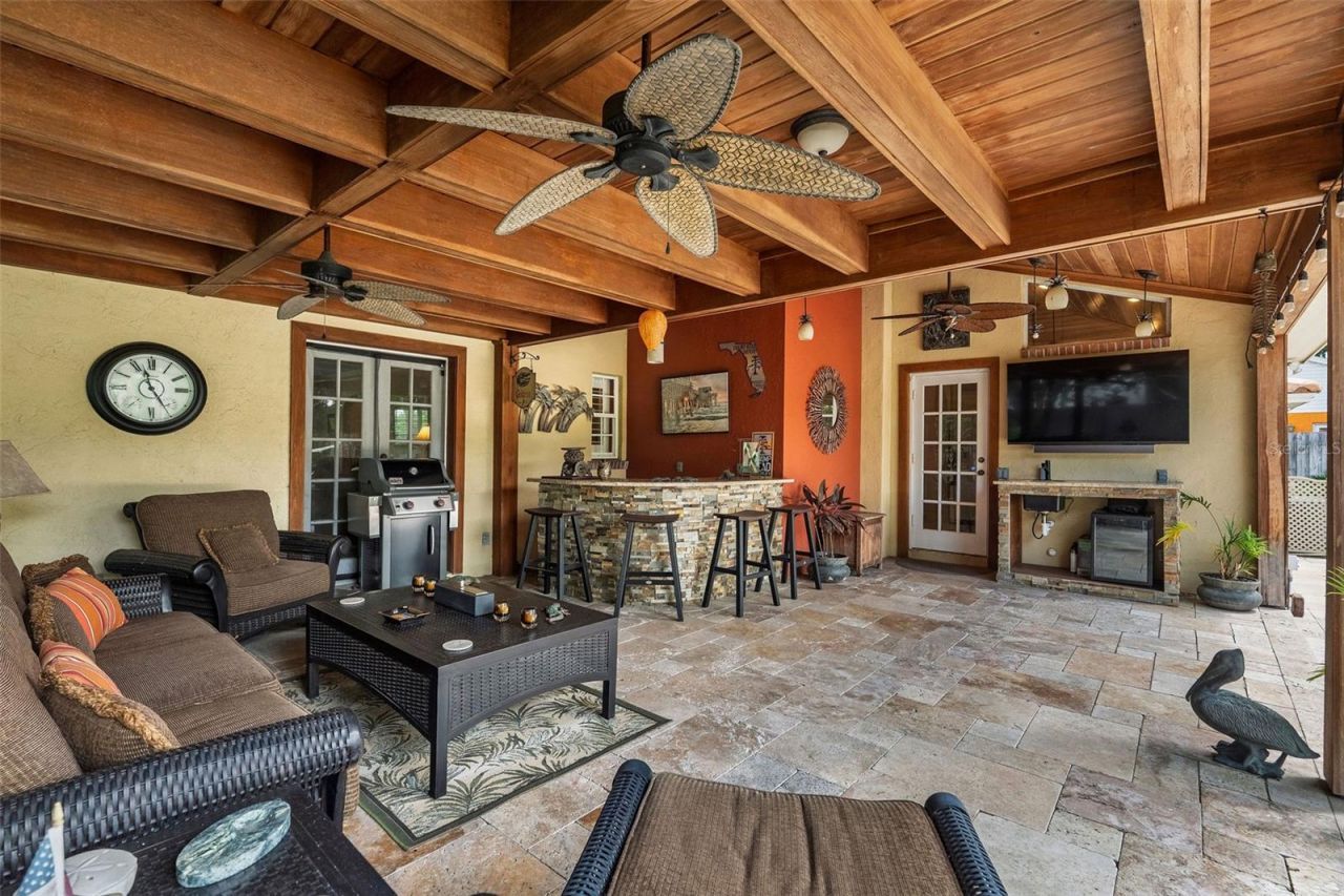 830 Lake Davis Drive, Orlando, FL 32806 Photo