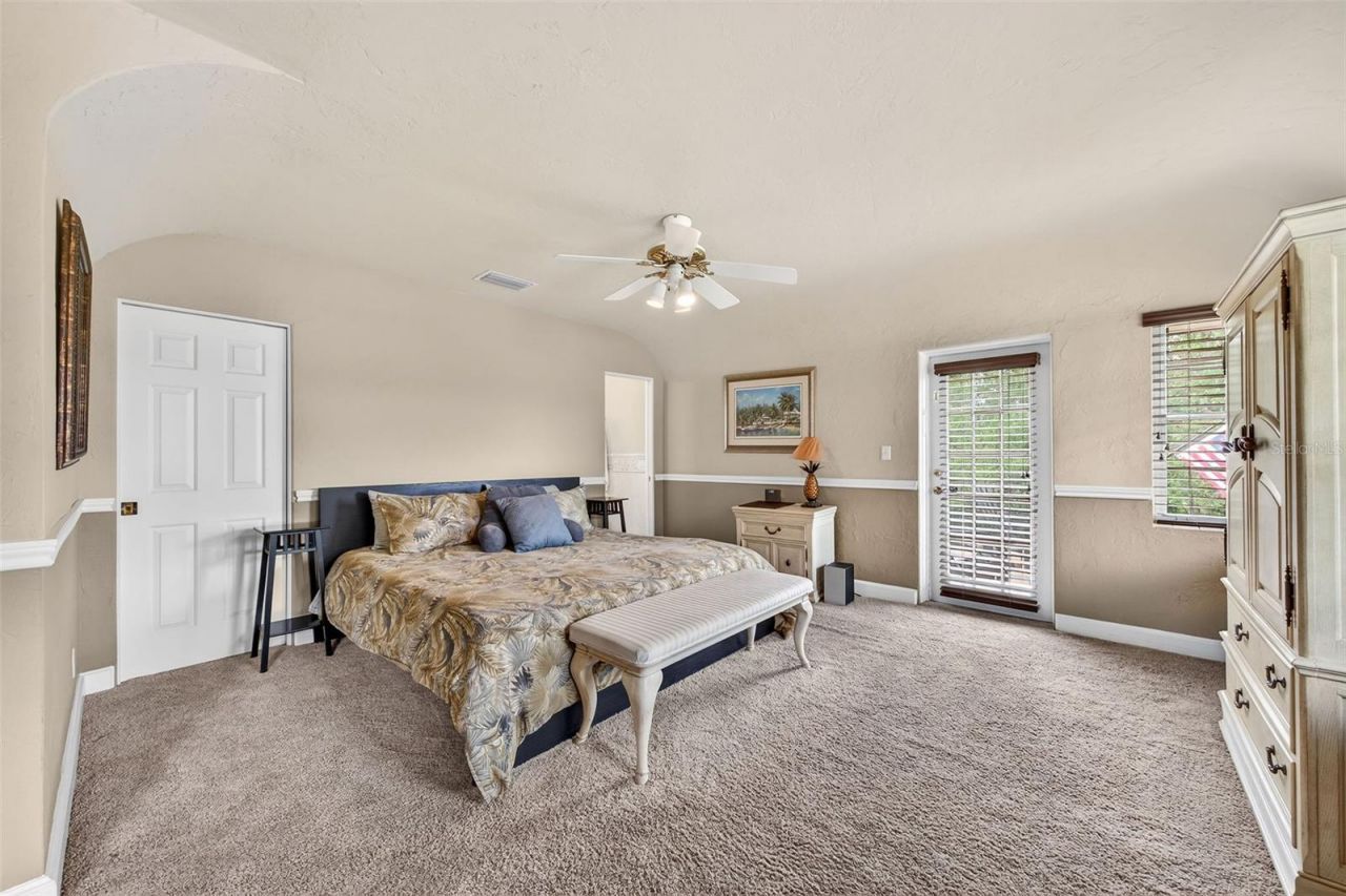 830 Lake Davis Drive, Orlando, FL 32806 Photo