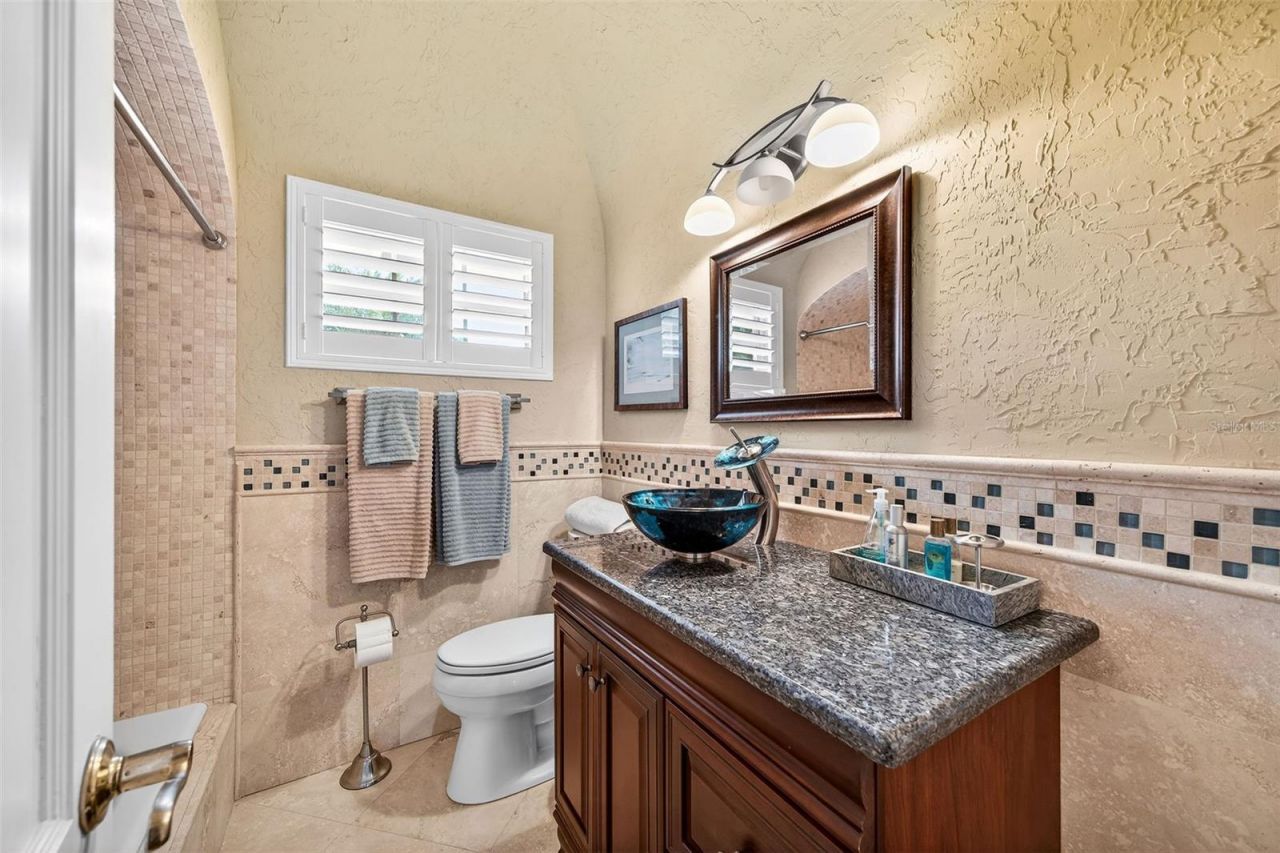 830 Lake Davis Drive, Orlando, FL 32806 Photo