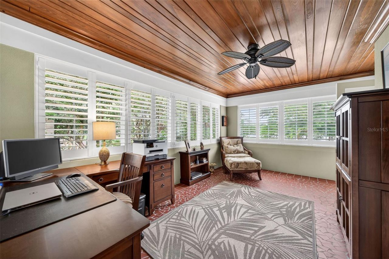 830 Lake Davis Drive, Orlando, FL 32806 Photo