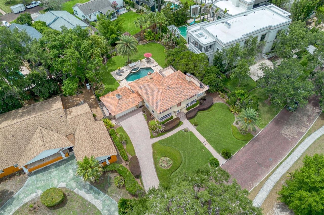 830 Lake Davis Drive, Orlando, FL 32806 Photo
