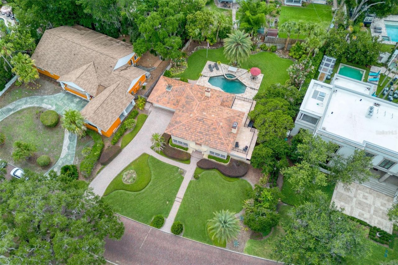 830 Lake Davis Drive, Orlando, FL 32806 Photo