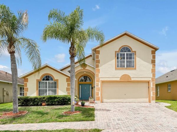816 KNIGHTSBRIDGE CIRCLE , DAVENPORT, FL 33896