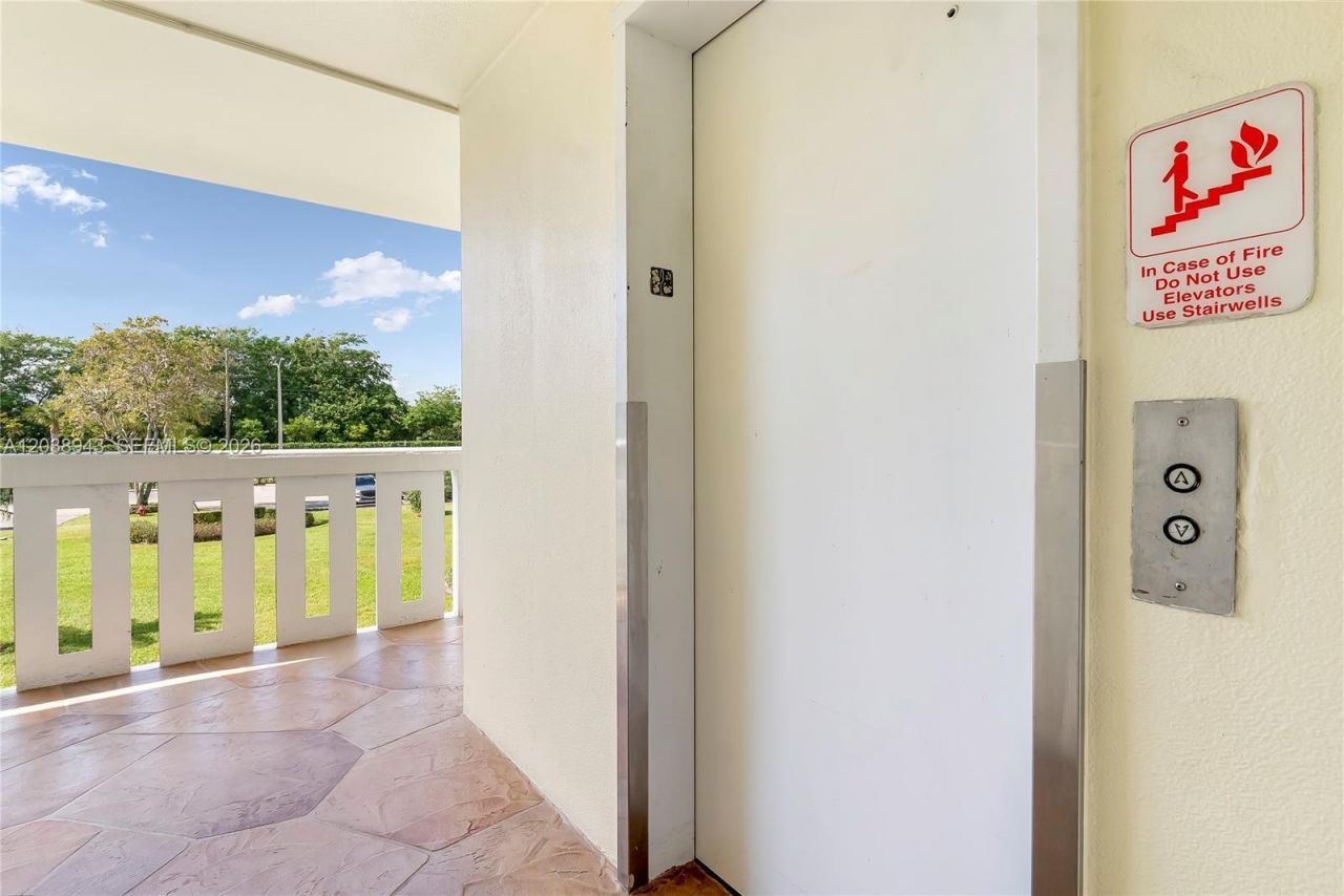 82 Dorset B , Unit 82 dorset , Boca Raton, FL 33434 Photo