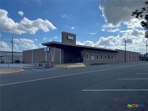420 E Avenue C , Killeen, TX 76541