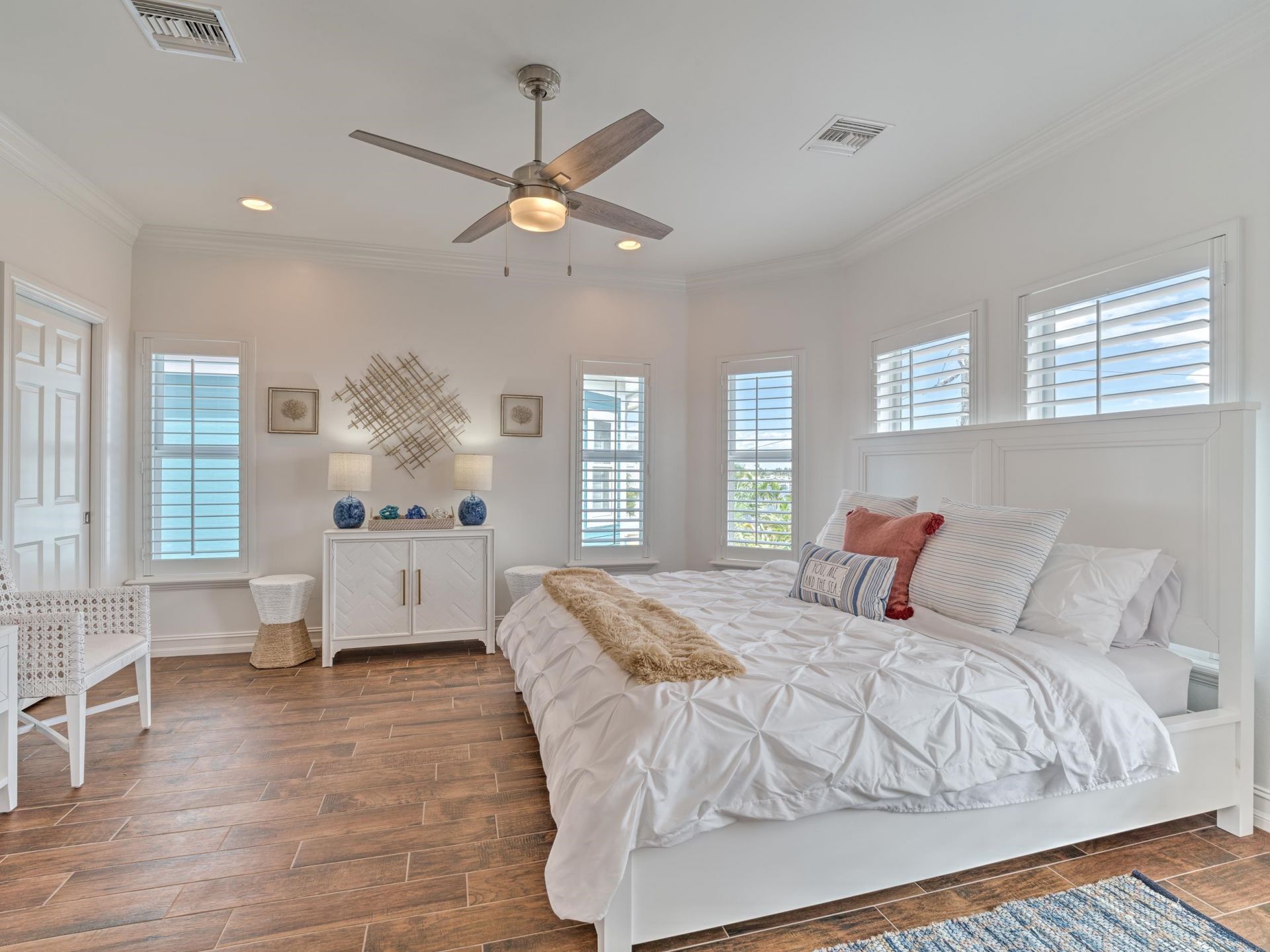 276 Delmar Ave, Fort Myers Beach, FL 33931 Photo