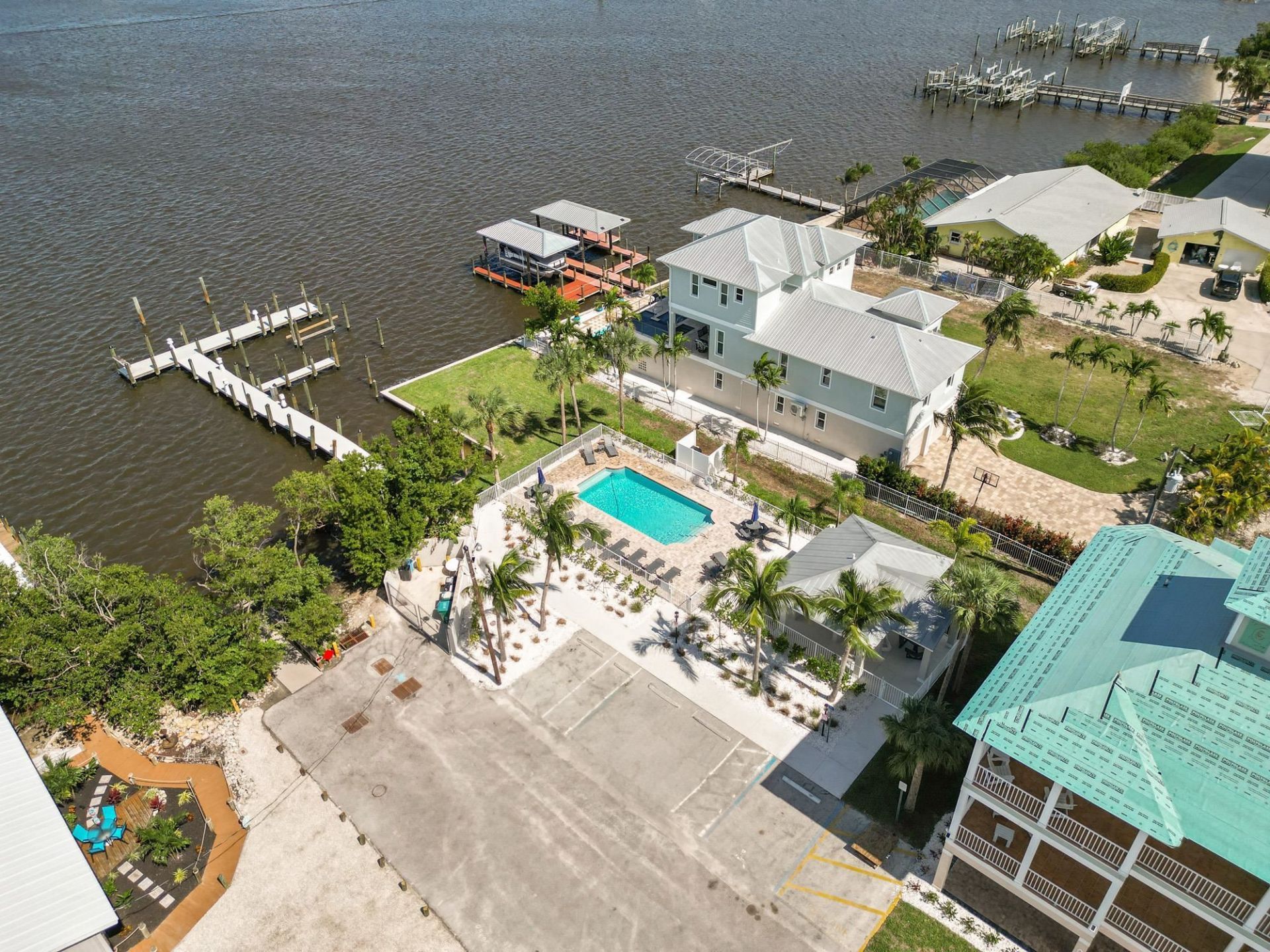 276 Delmar Ave, Fort Myers Beach, FL 33931 Photo