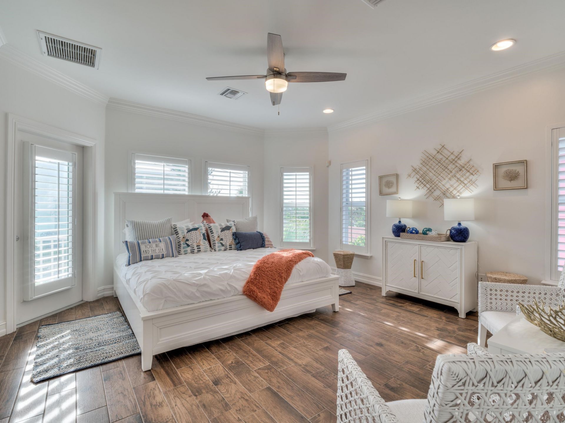 282 Delmar Ave, Fort Myers Beach, FL 33931 Photo