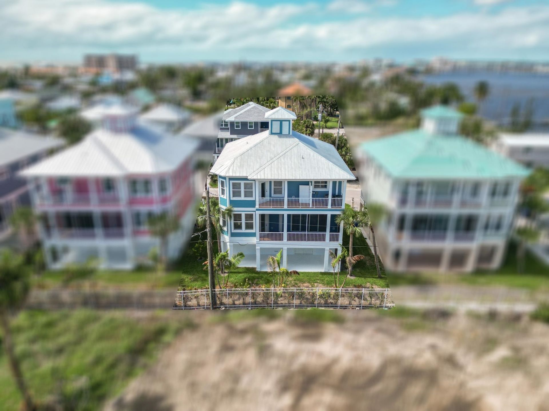 282 Delmar Ave, Fort Myers Beach, FL 33931 Photo
