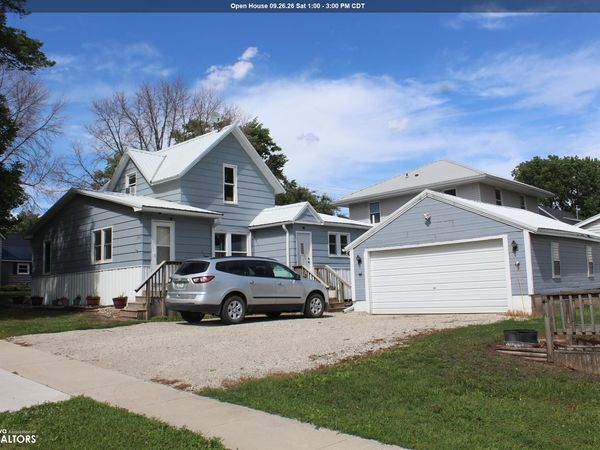 1005 State Street, Garner, IA 50438